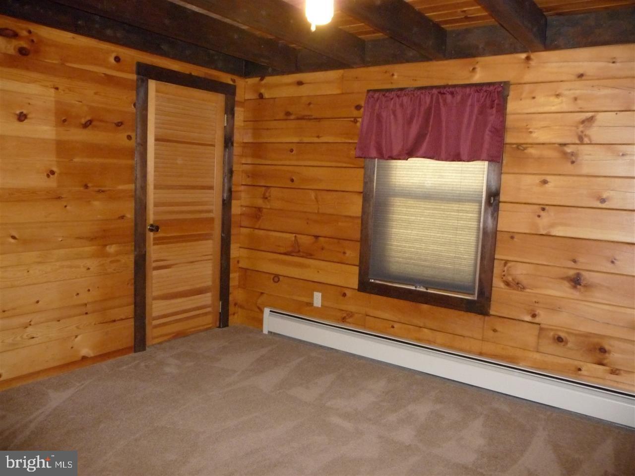 PLEASANT VALLEY GOLF COURSE - Residential