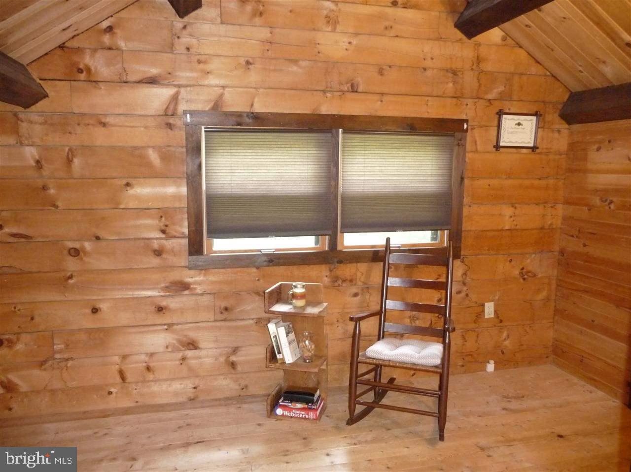 PLEASANT VALLEY GOLF COURSE - Residential