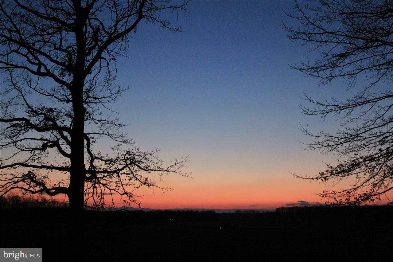 PLEASANT VALLEY GOLF COURSE - Residential