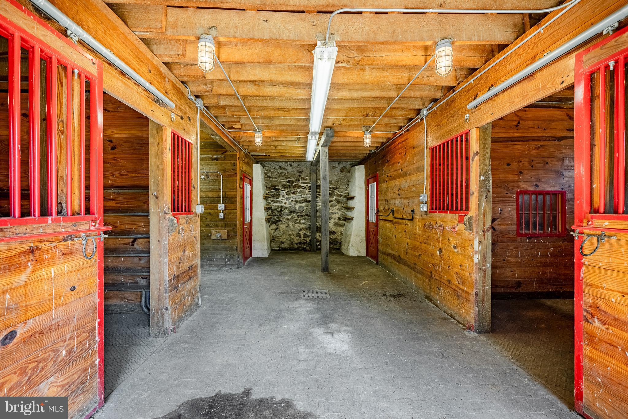 BRANDYWINE HUNT - Residential