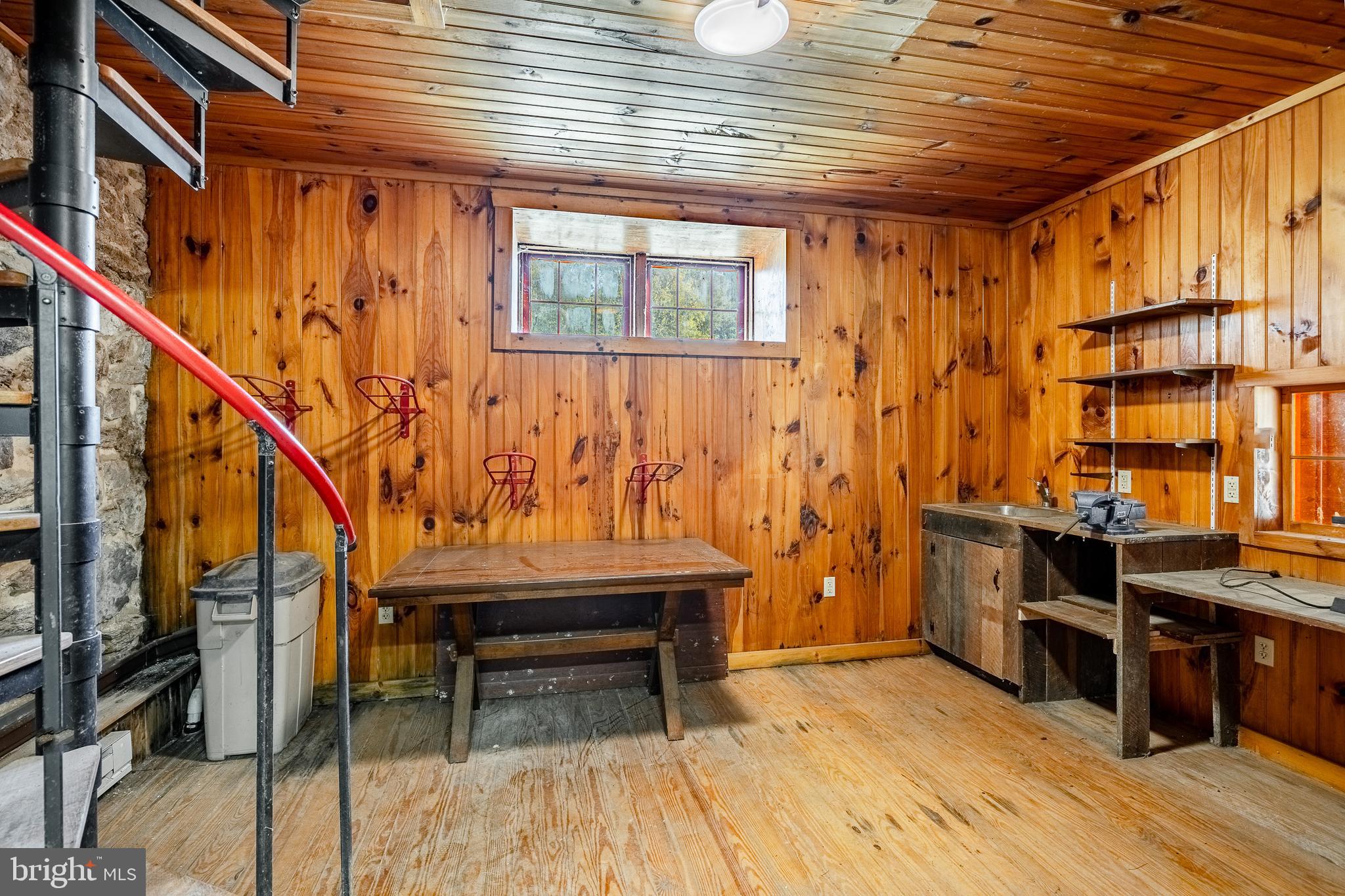 BRANDYWINE HUNT - Residential