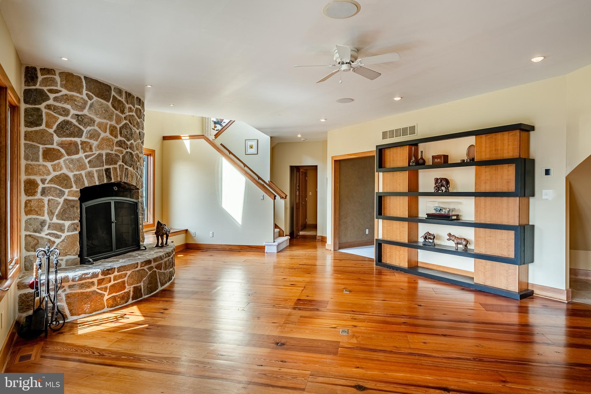 BRANDYWINE HUNT - Residential