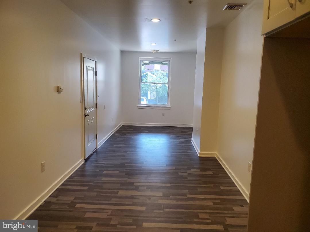 MANTUA - Residential Lease