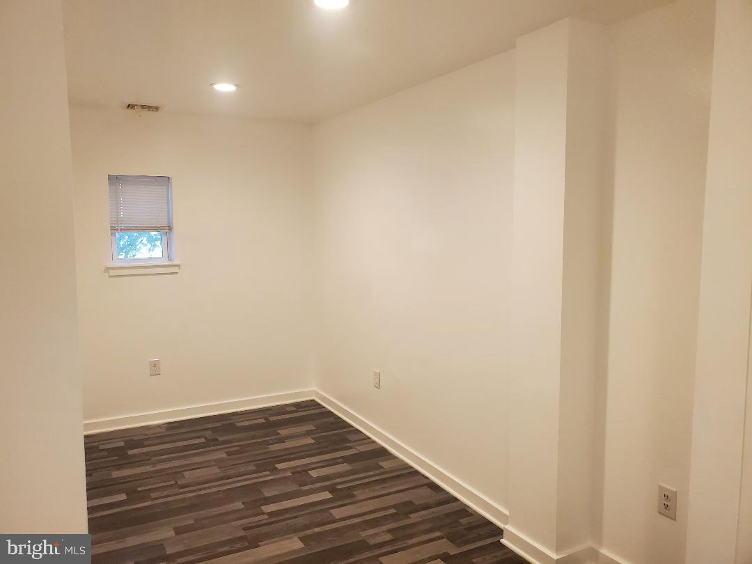 MANTUA - Residential Lease