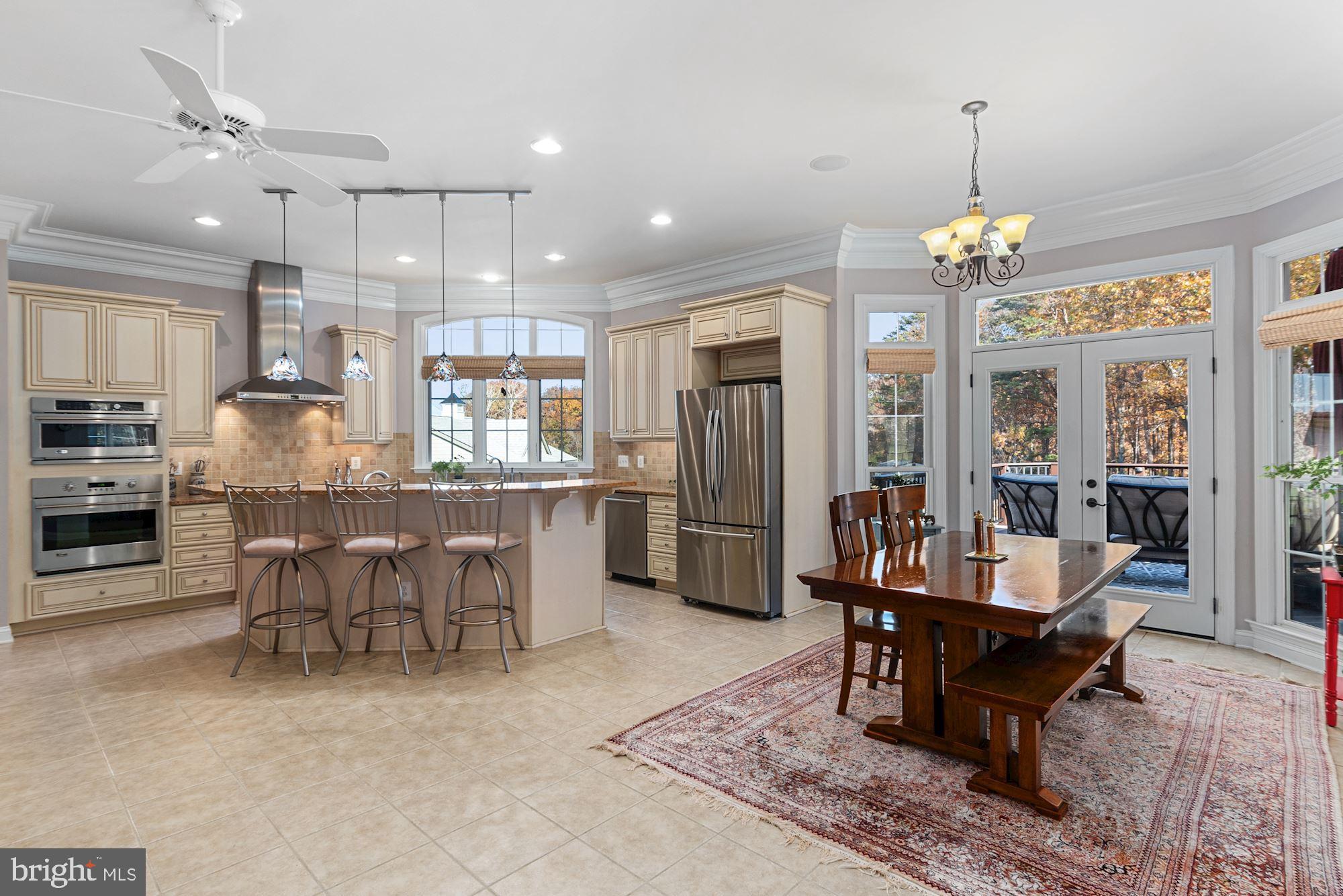 PARK MEADOWS - Residential