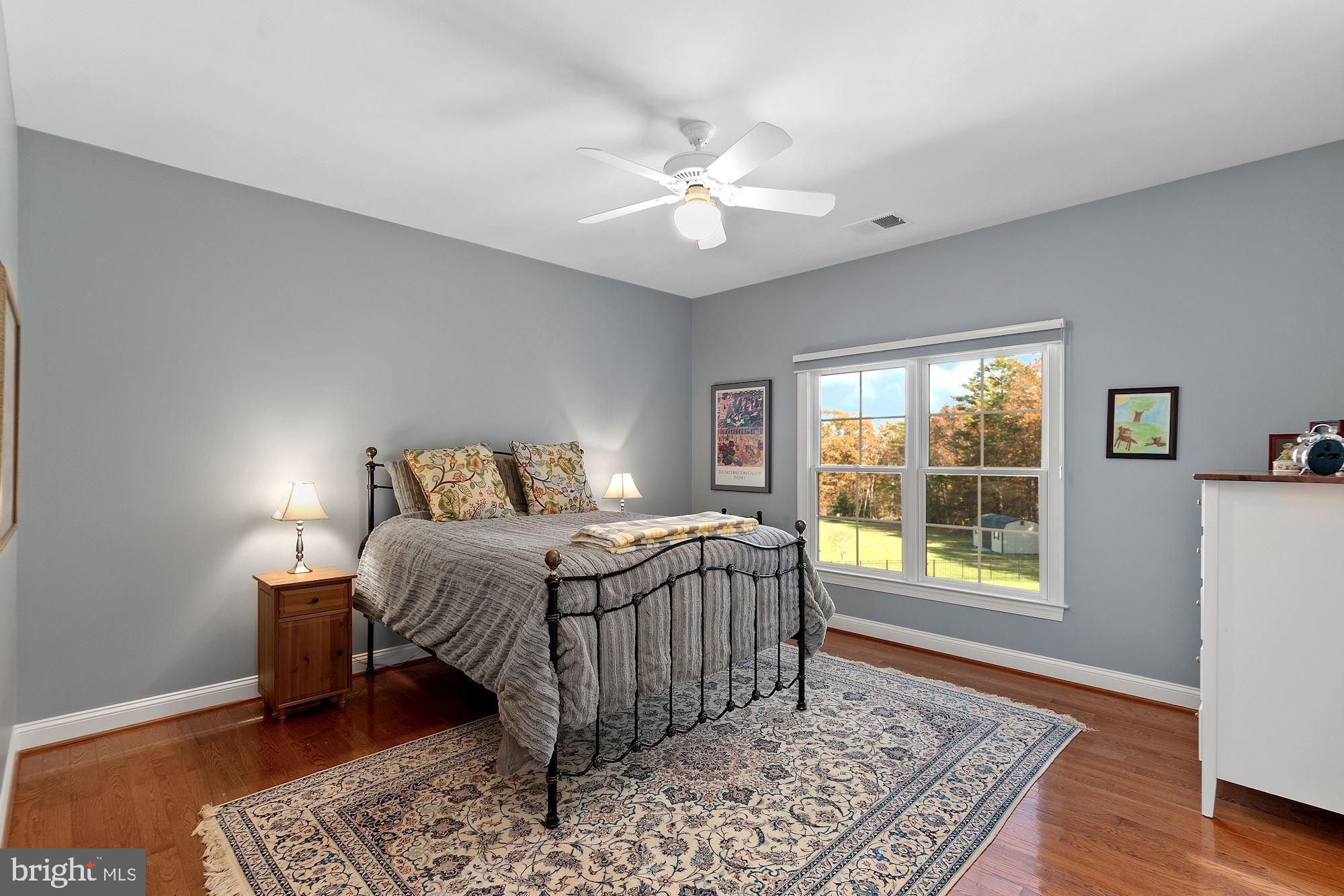 PARK MEADOWS - Residential