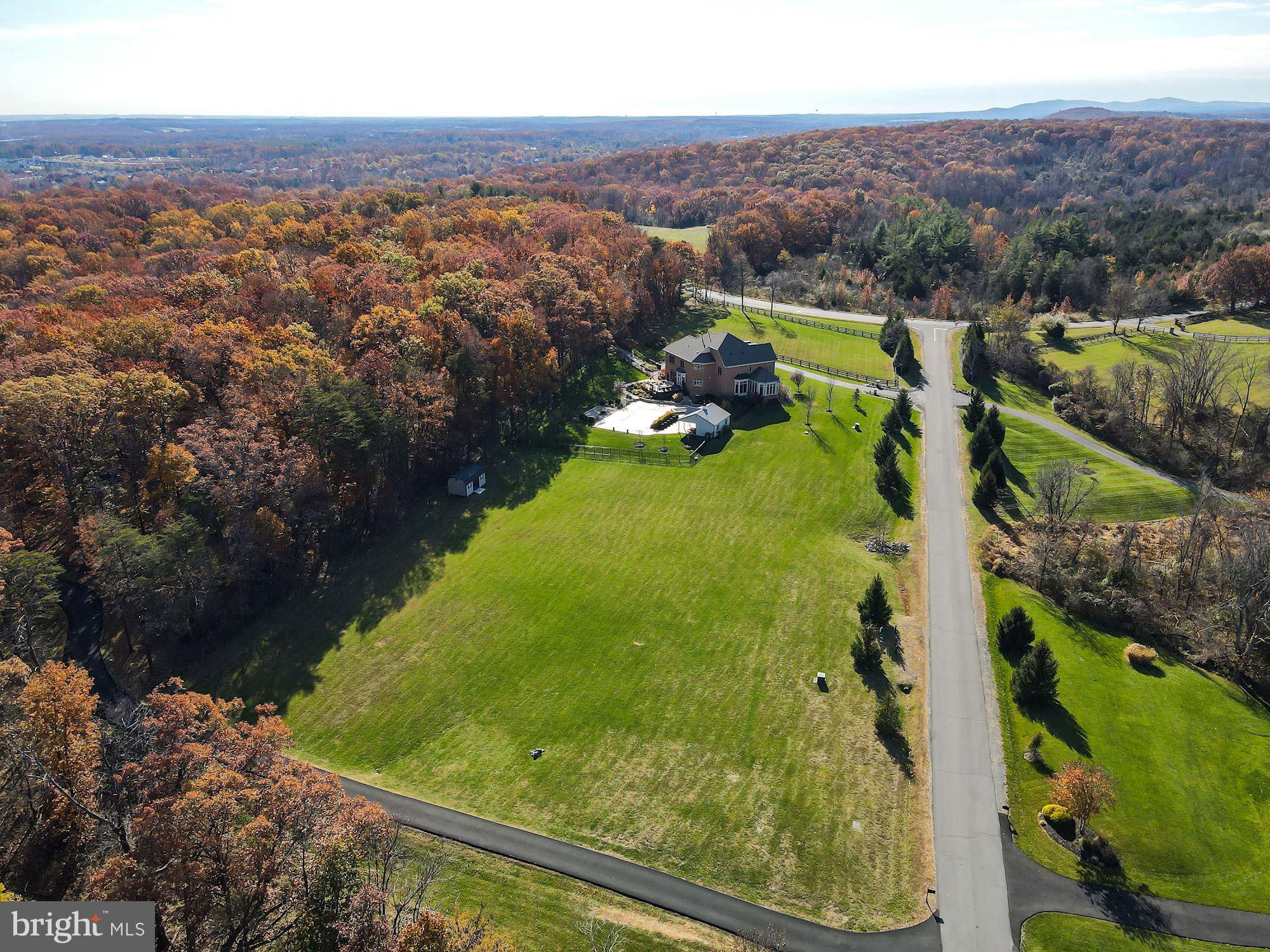 PARK MEADOWS - Residential