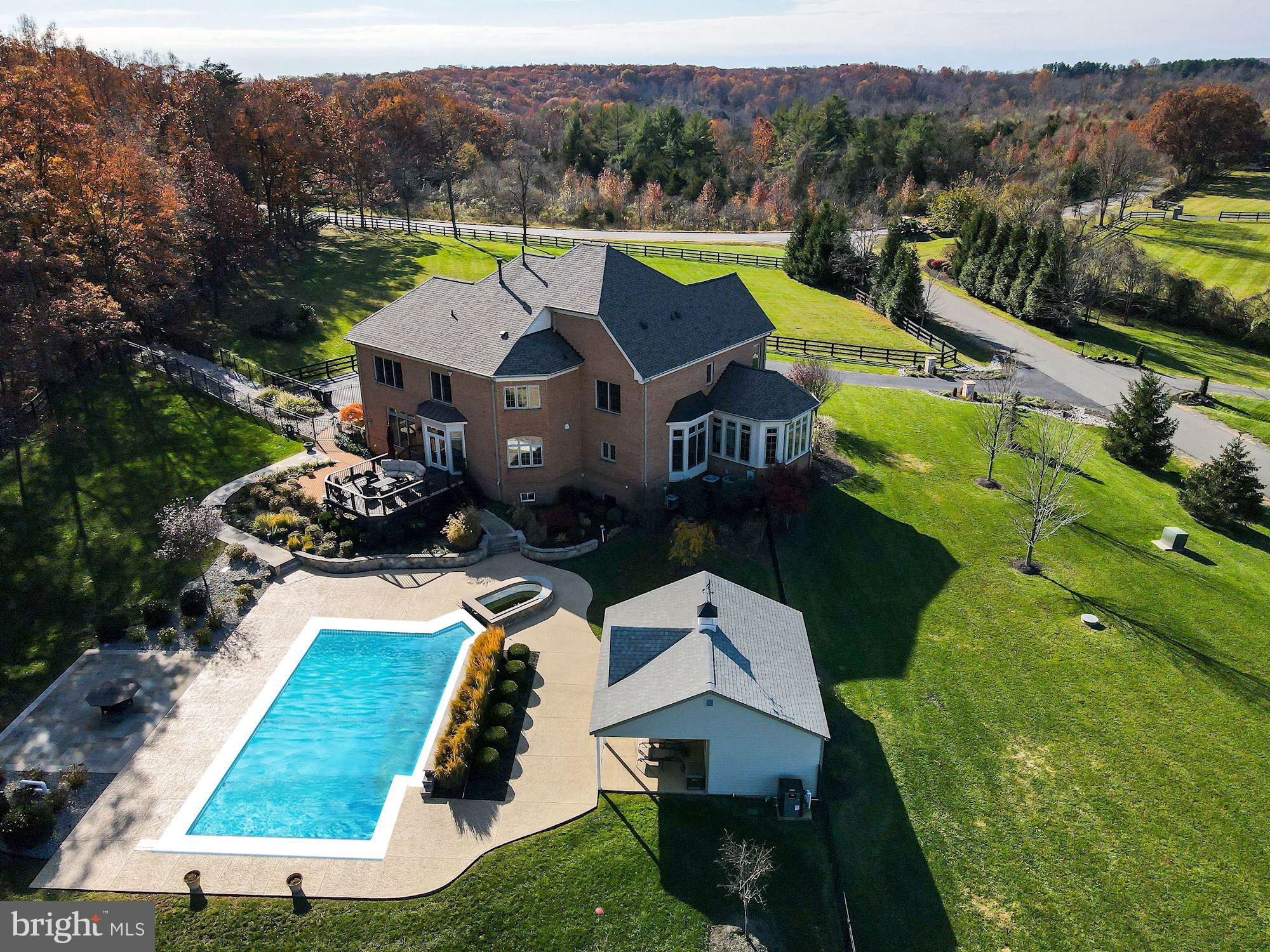 PARK MEADOWS - Residential