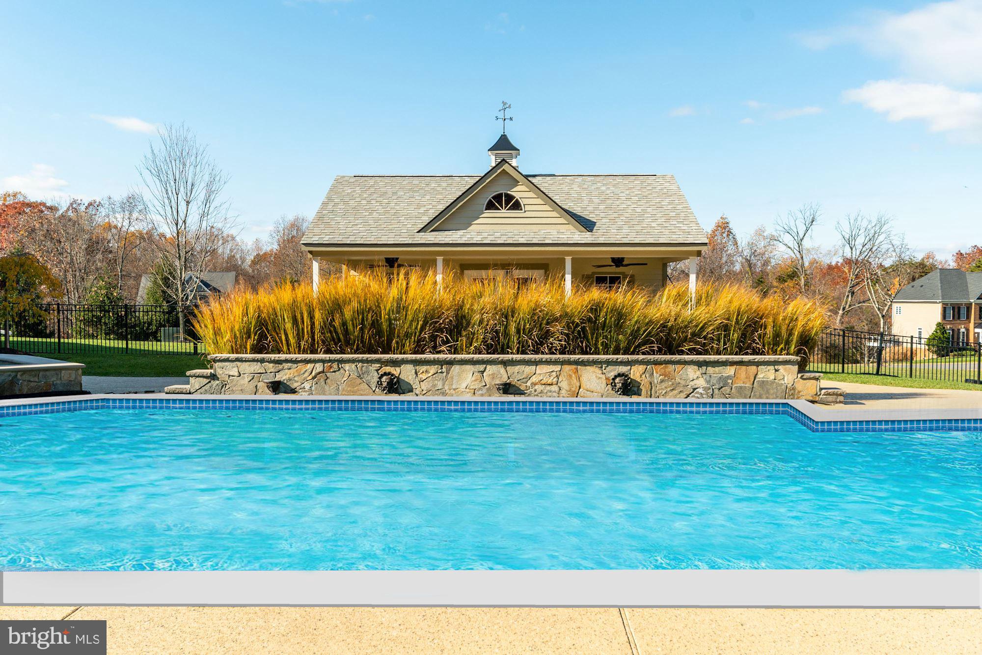 PARK MEADOWS - Residential