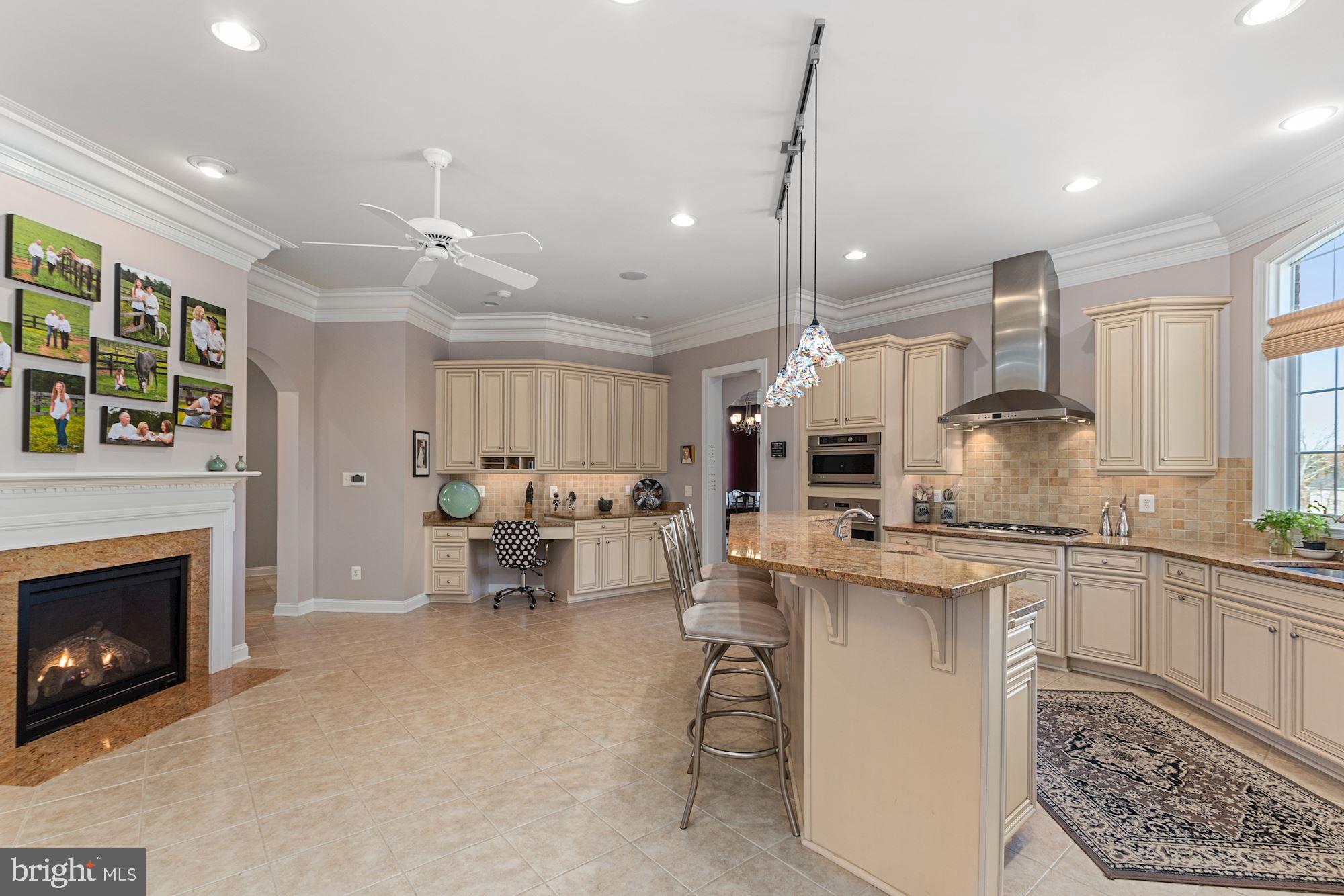 PARK MEADOWS - Residential