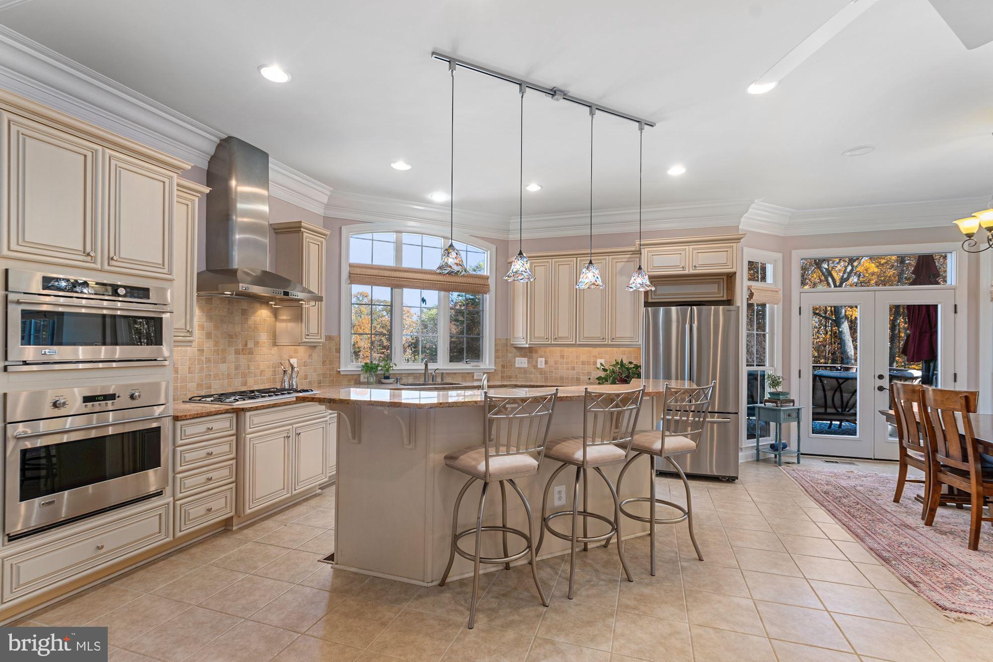 PARK MEADOWS - Residential