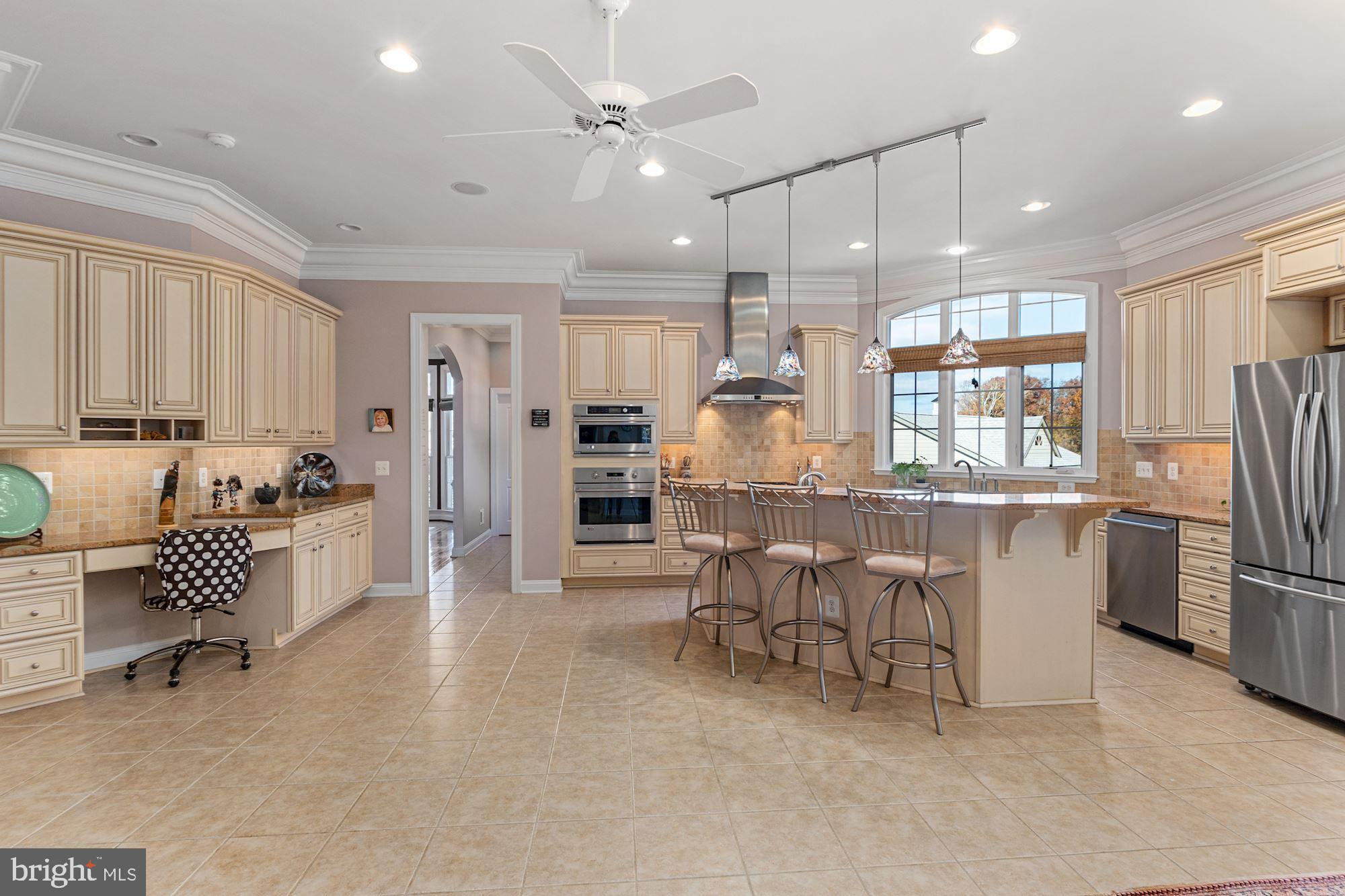 PARK MEADOWS - Residential