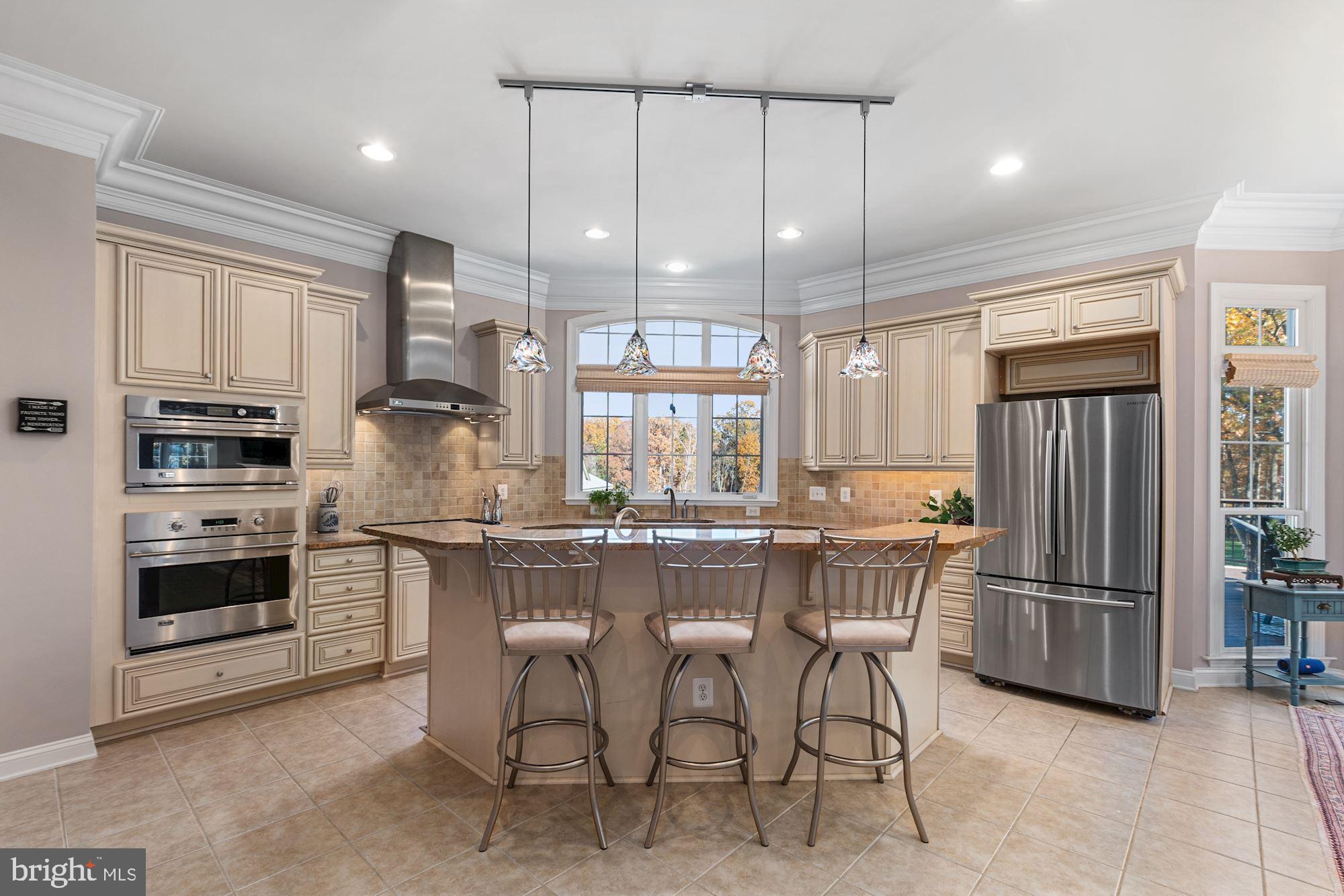 PARK MEADOWS - Residential