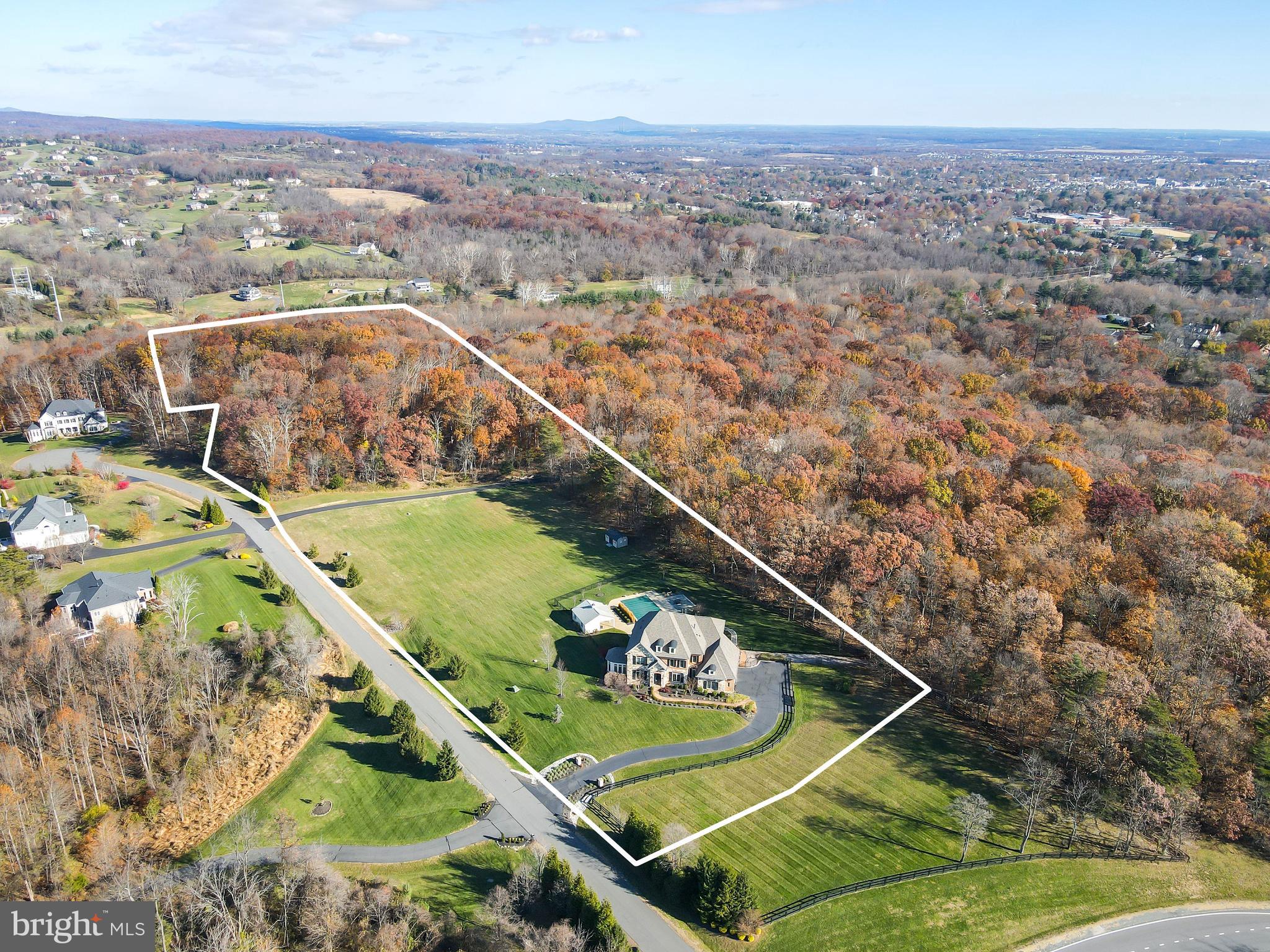 PARK MEADOWS - Residential