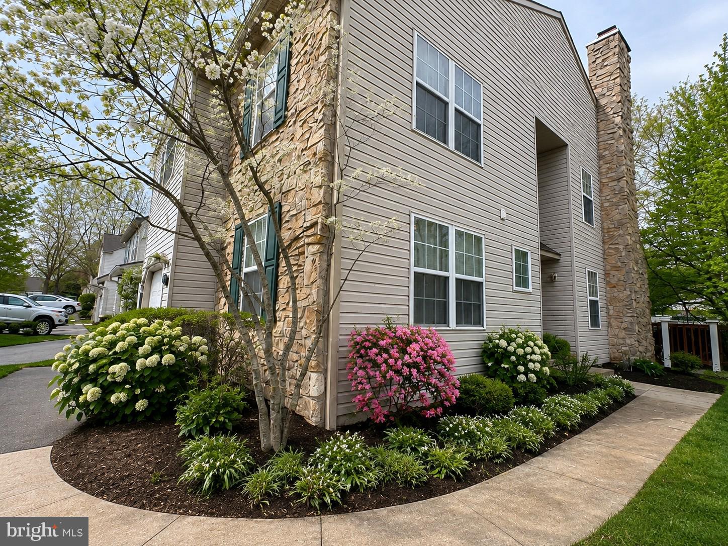31 BRISTOL COURT