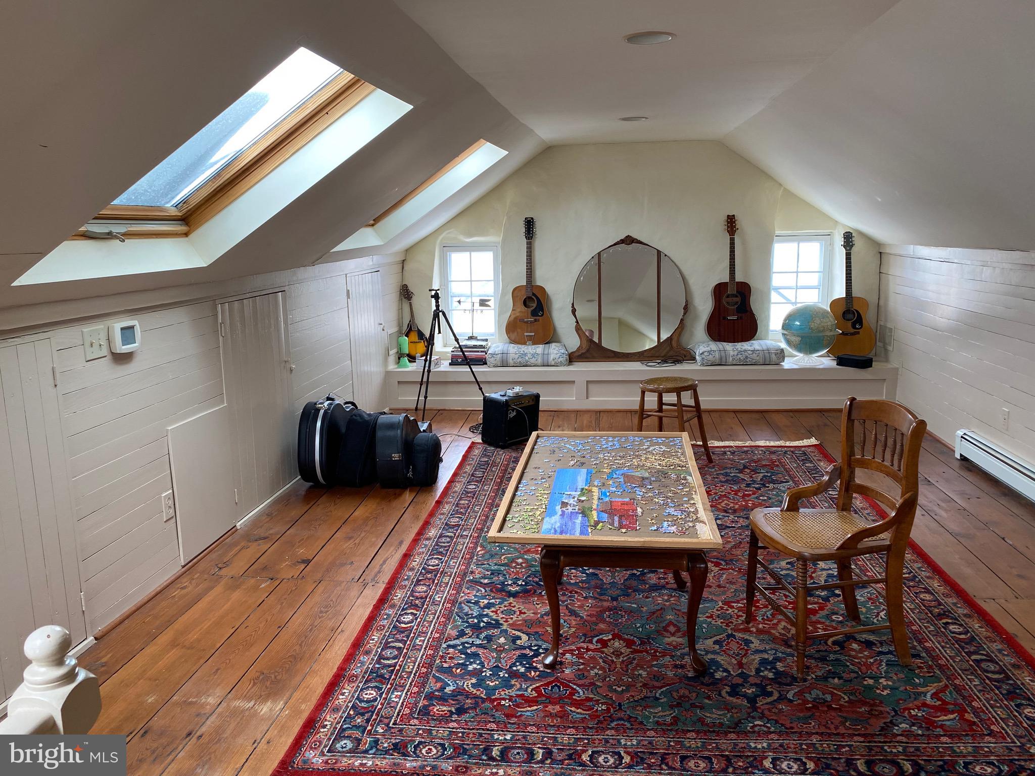 SHARPSBURG - Residential