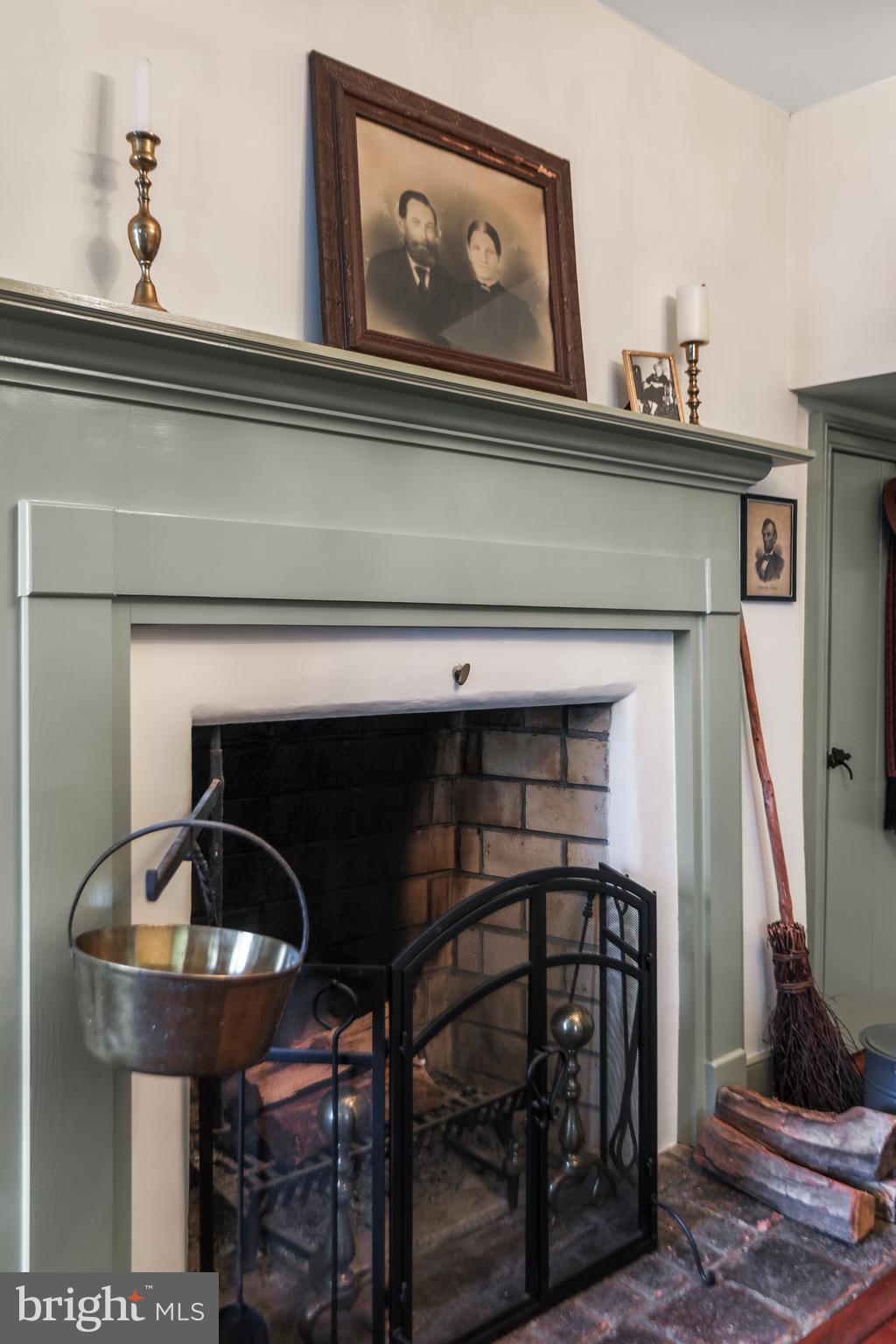 SHARPSBURG - Residential