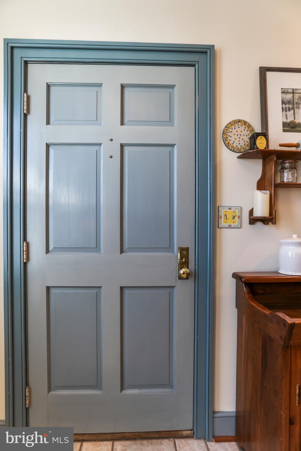 SHARPSBURG - Residential