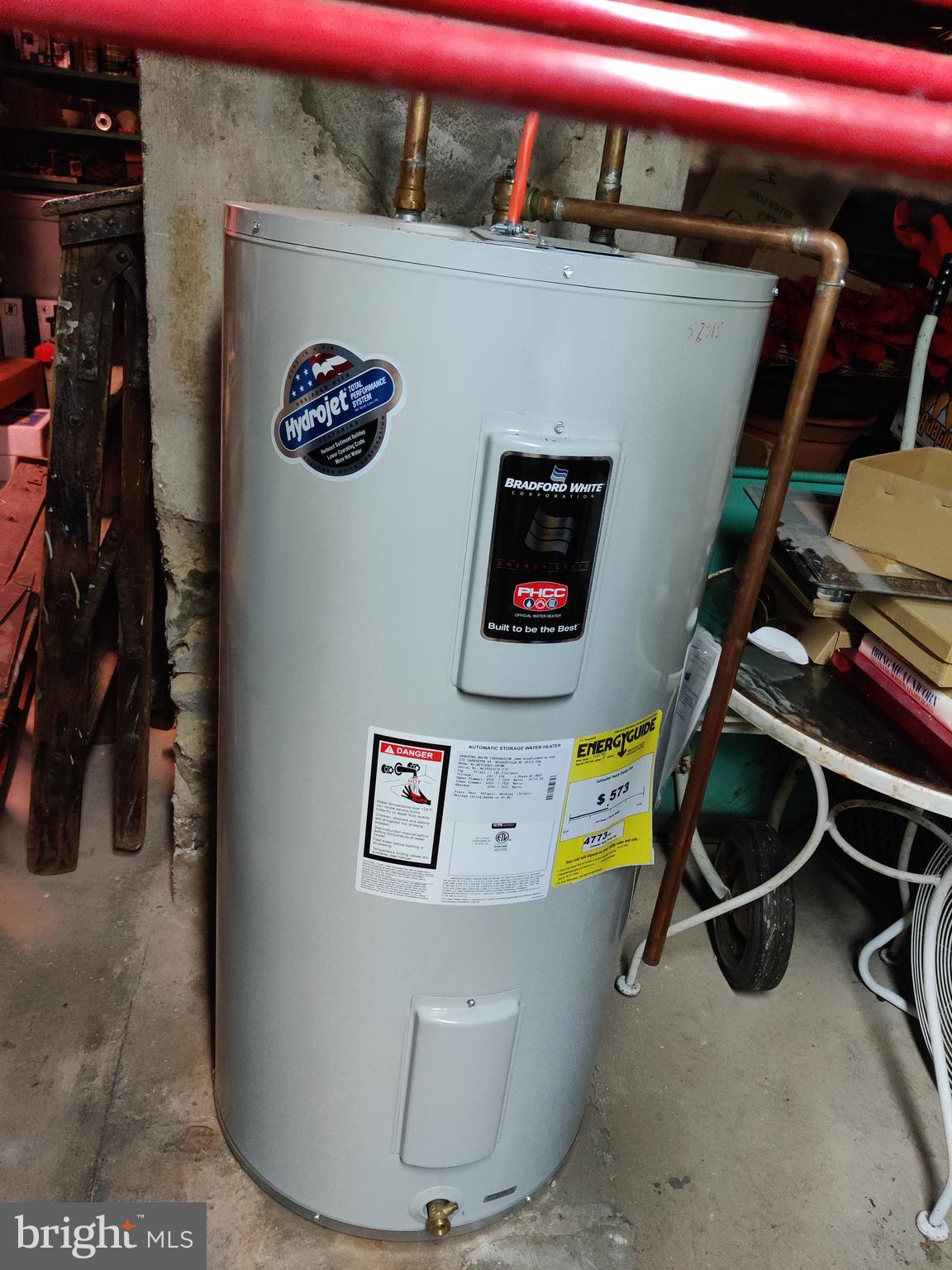 TANNERIE WOODS - Residential