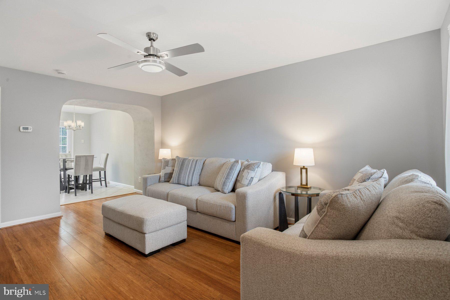 1736 TIGER LILY CIRCLE