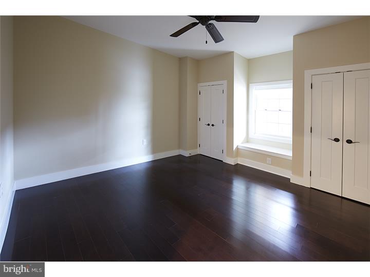 DEVON GREEN - Residential Lease