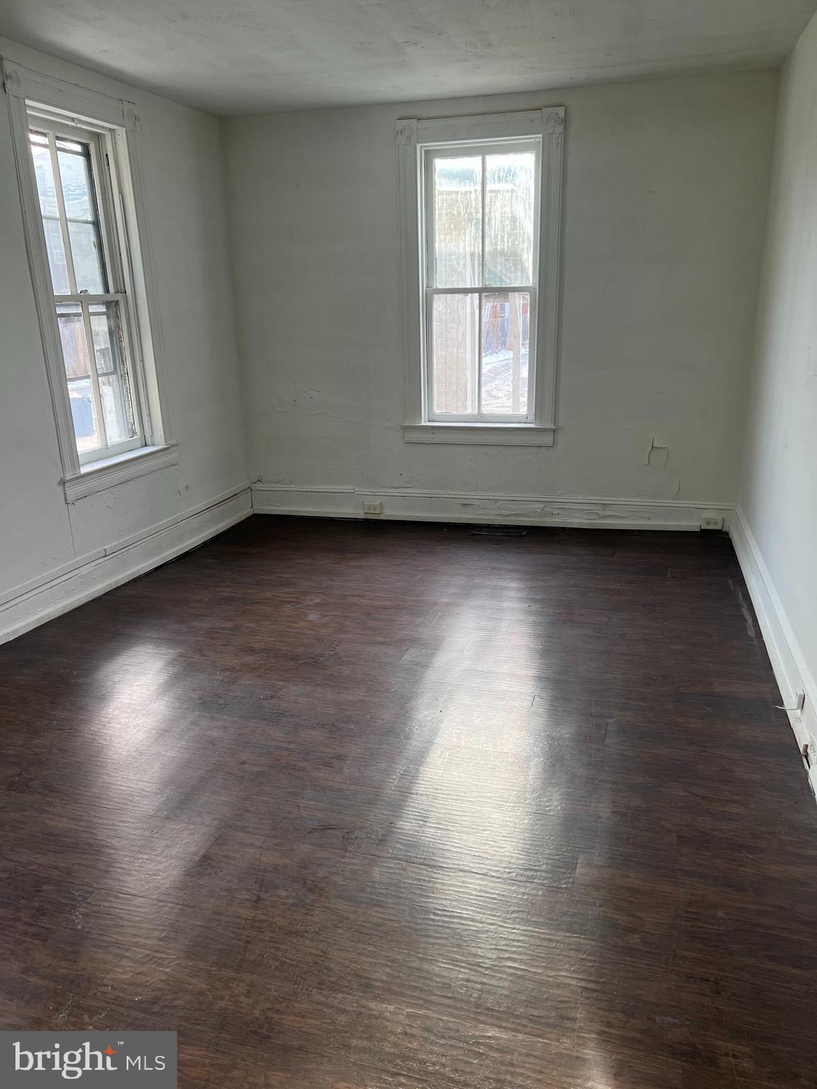 YORK - Residential Lease