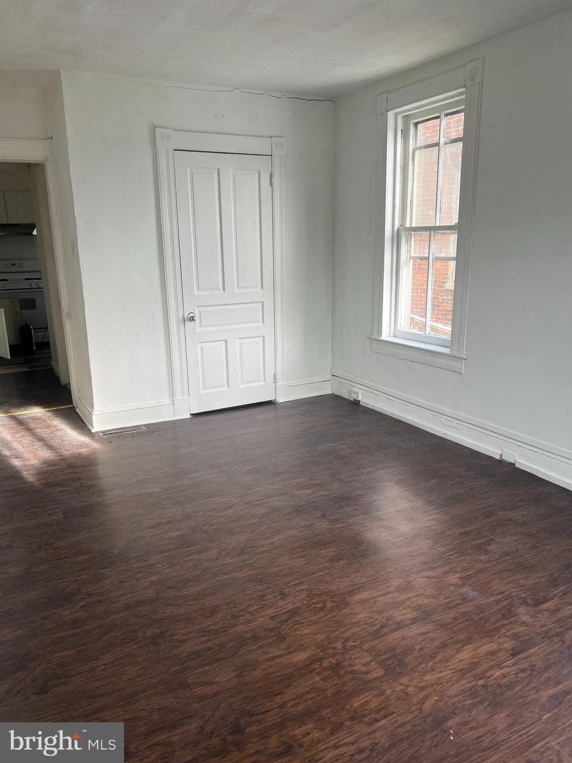 YORK - Residential Lease