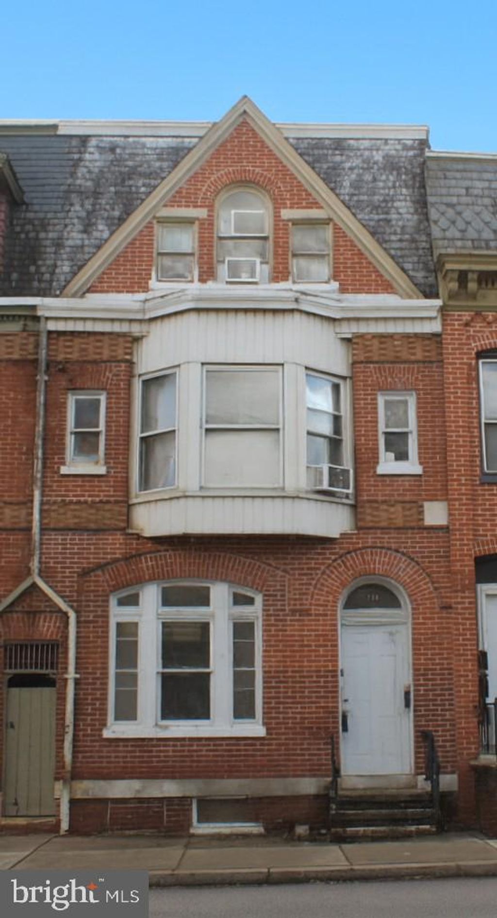 Photo of 310 E King Street, YORK, PA 17403 (MLS # PAYK2092558)