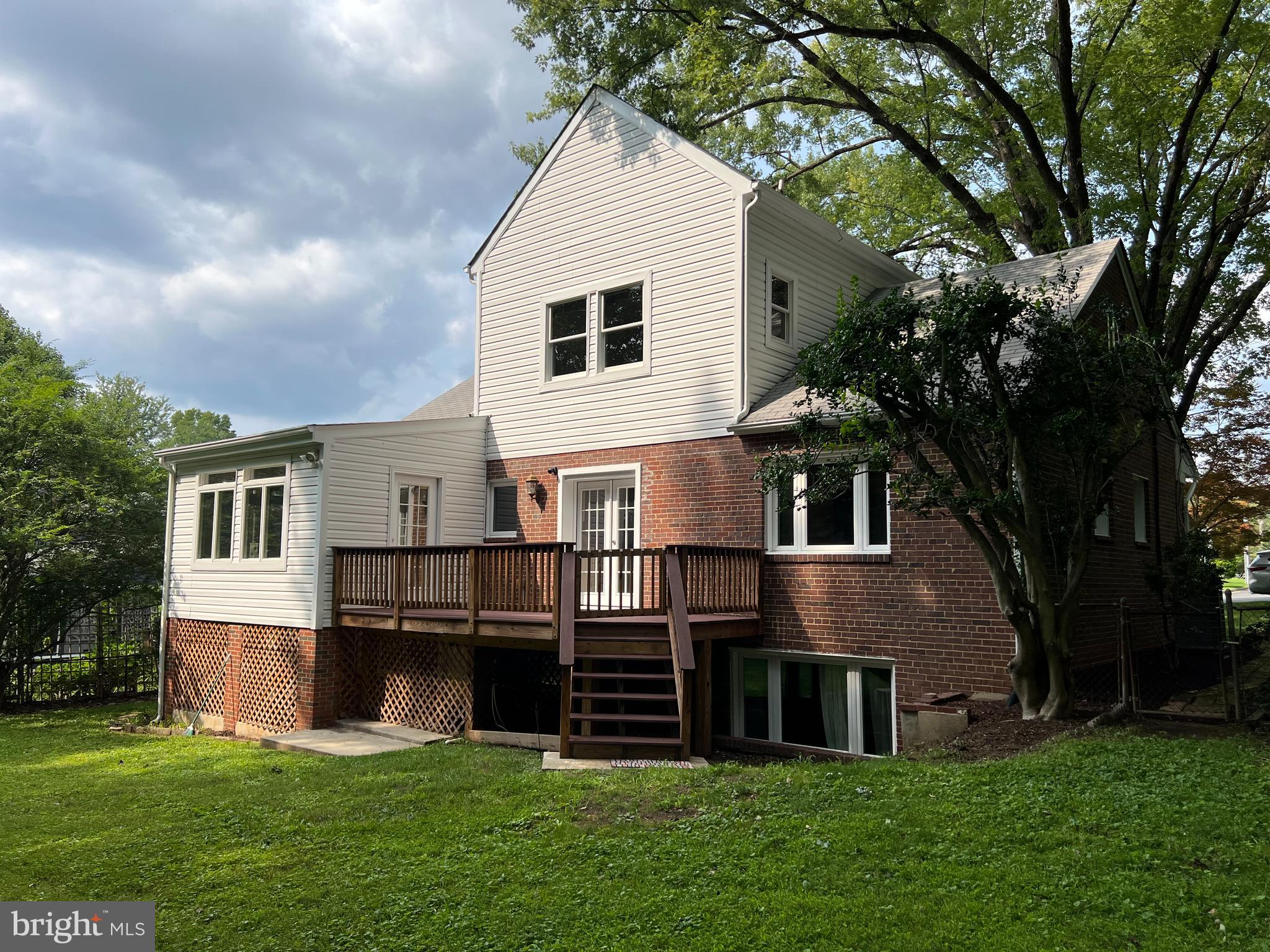 6413 CAROLYN DRIVE
