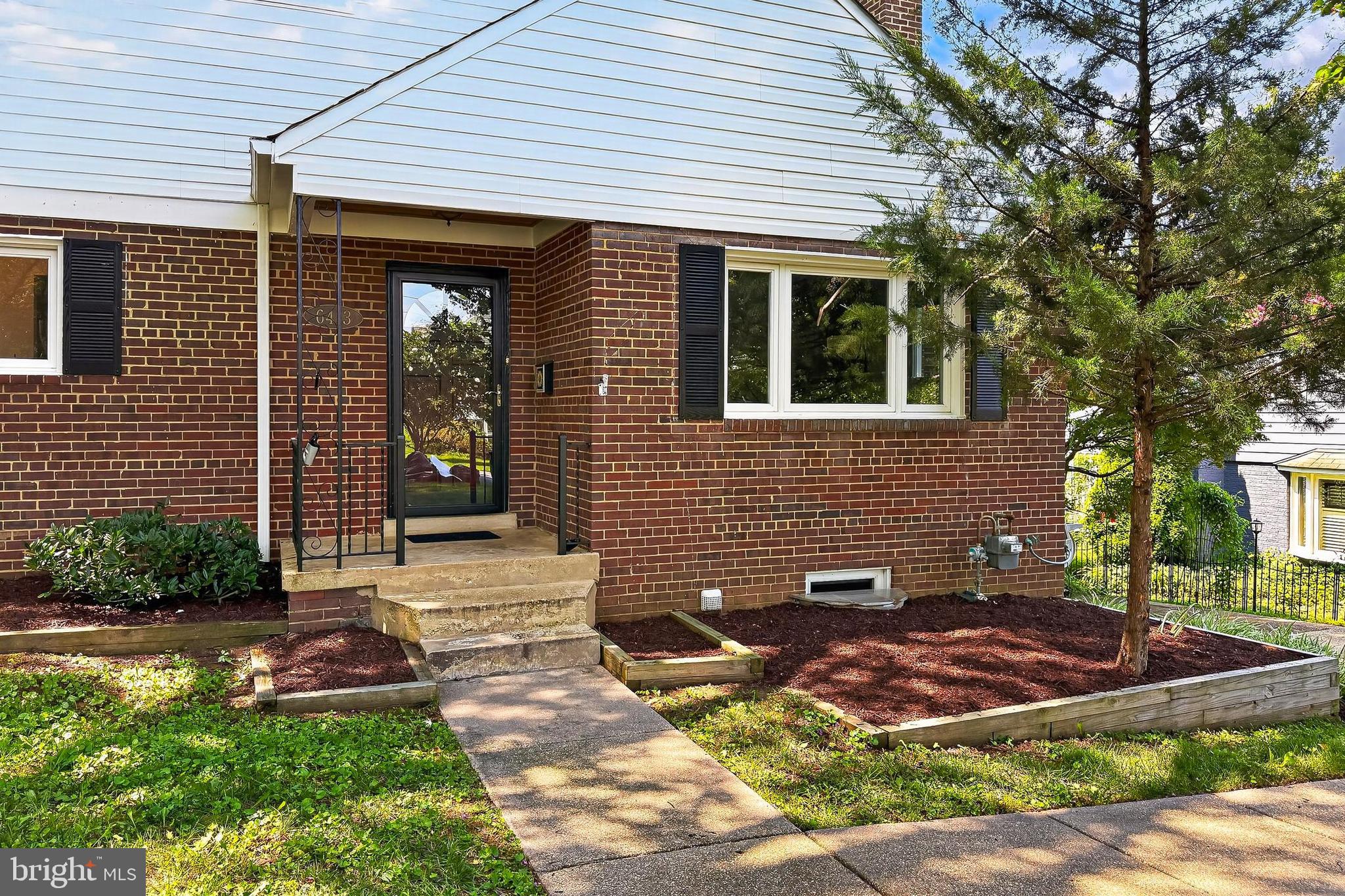 6413 CAROLYN DRIVE