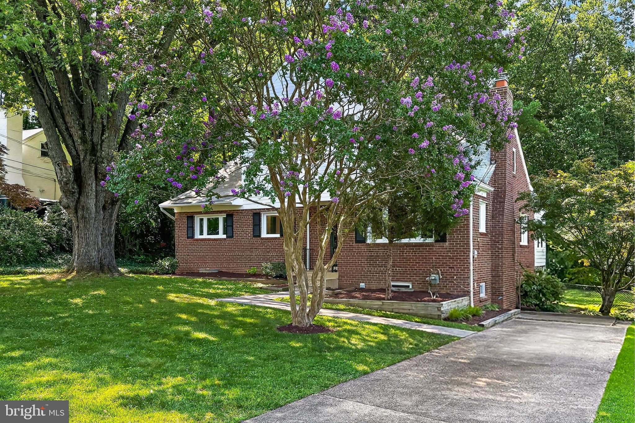 6413 CAROLYN DRIVE