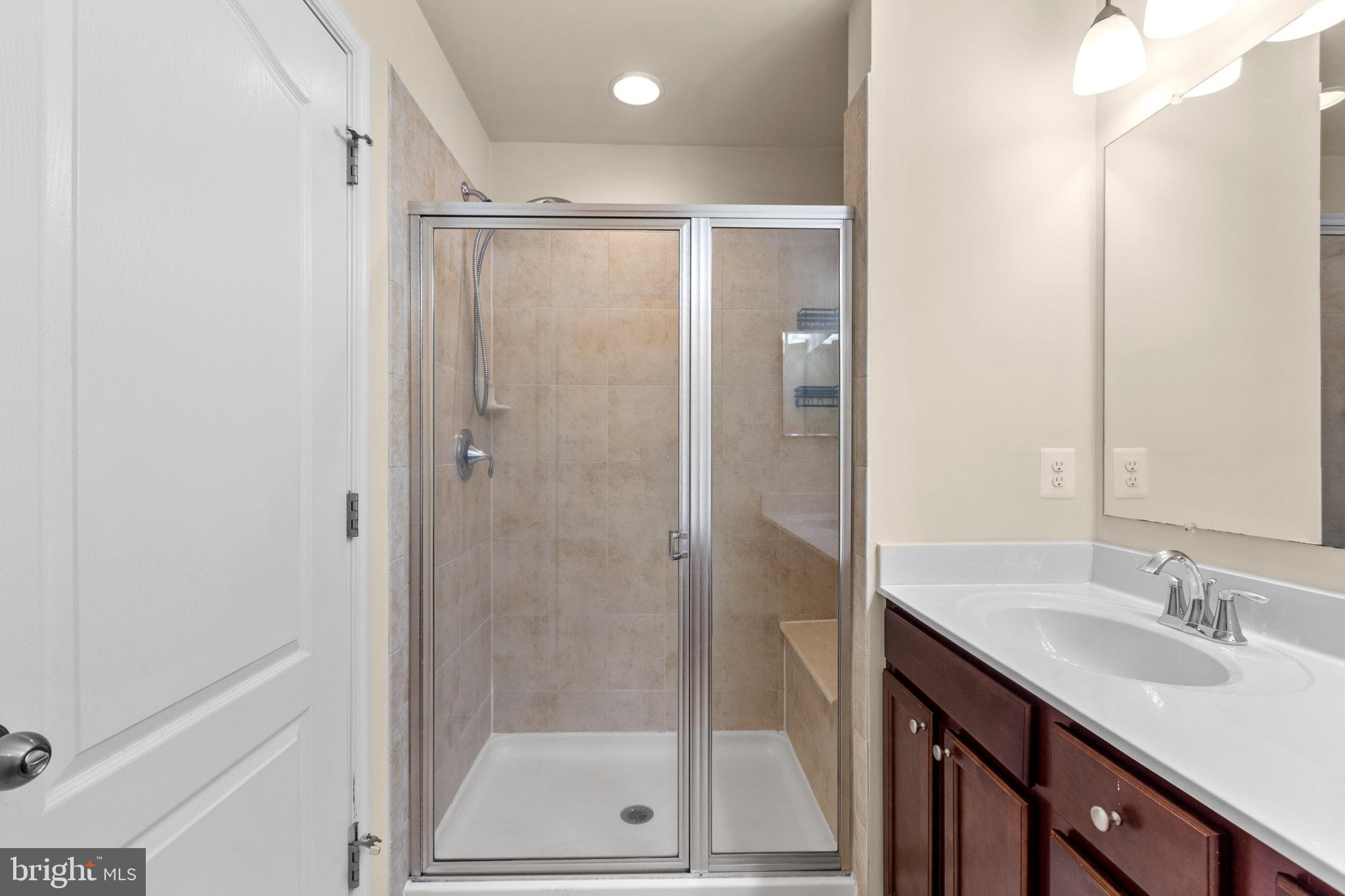 GLENEAGLES SOUTH - Residential Lease