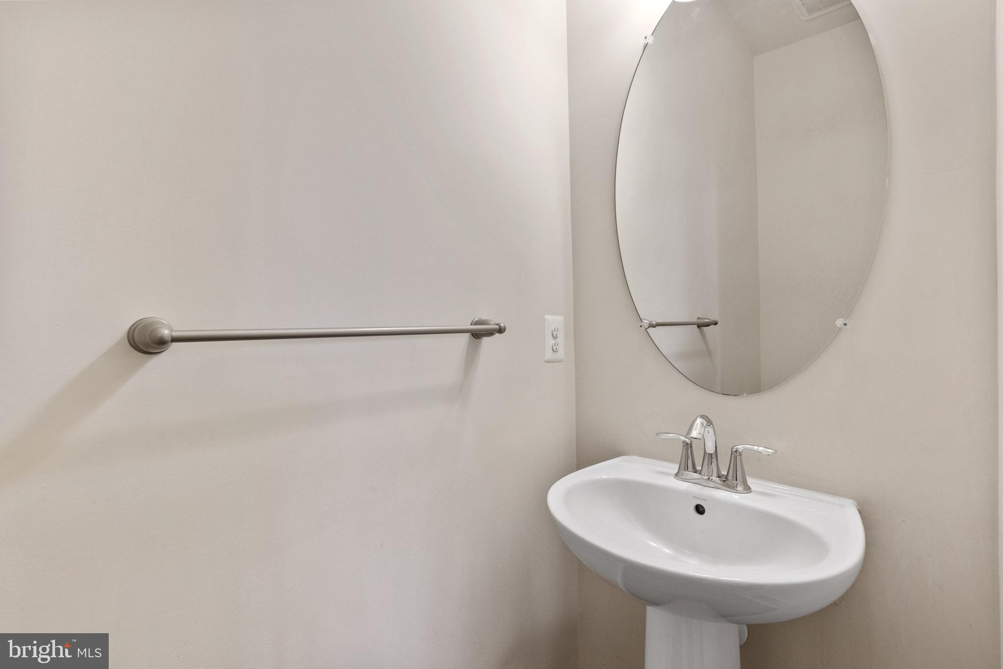 GLENEAGLES SOUTH - Residential Lease