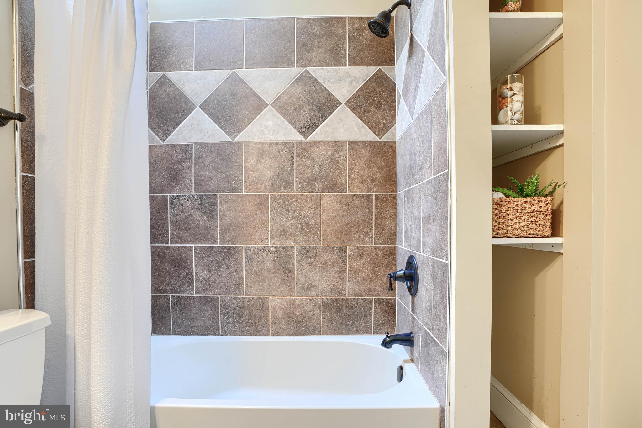 PATTERSON PARK - Residential