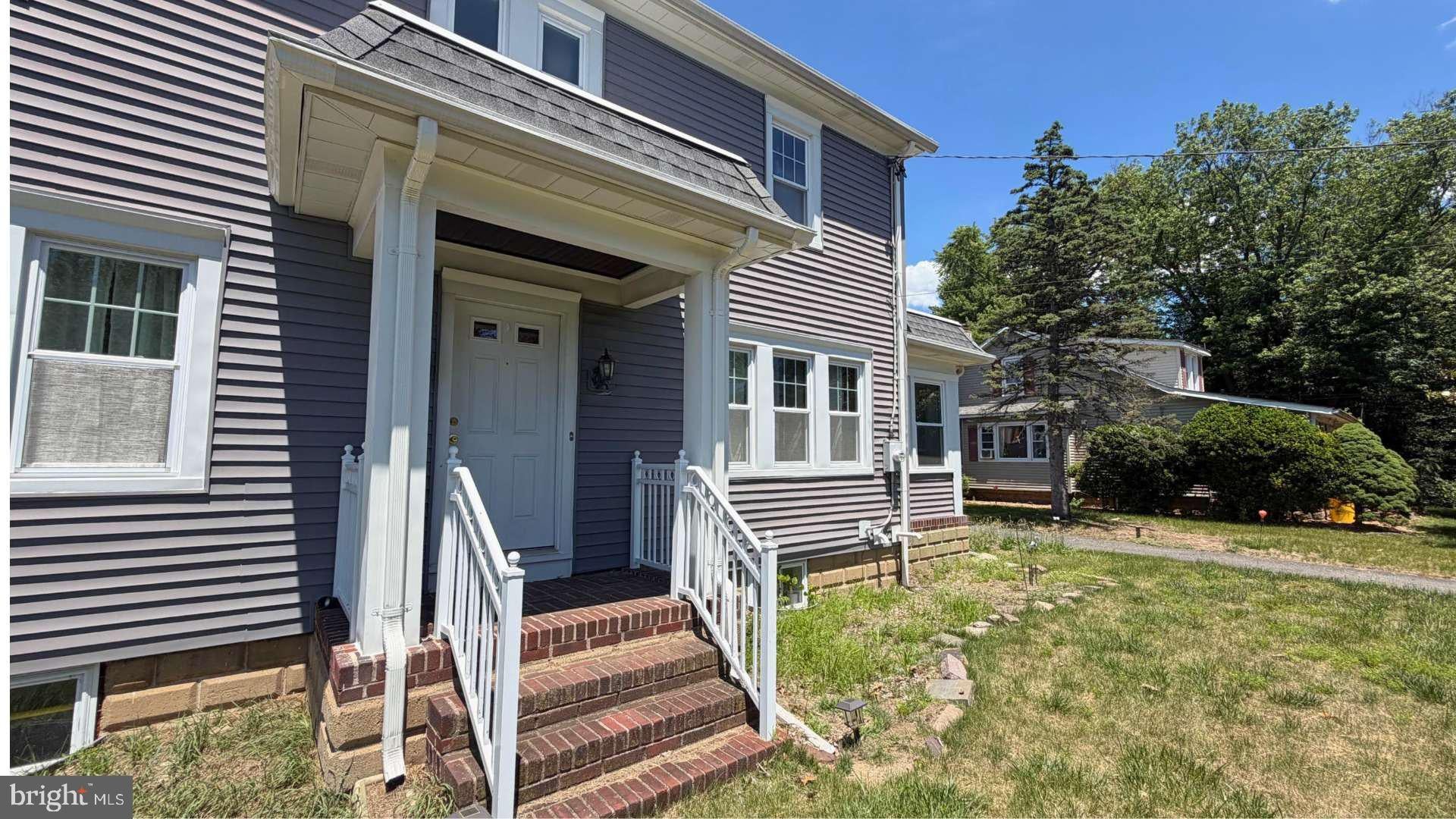1048 MER-EDINBURG ROAD
