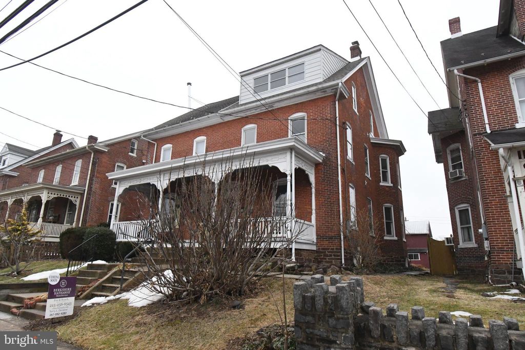 Photo of 54 W Chestnut Street, SOUDERTON, PA 18964 (MLS # PAMC2168716)