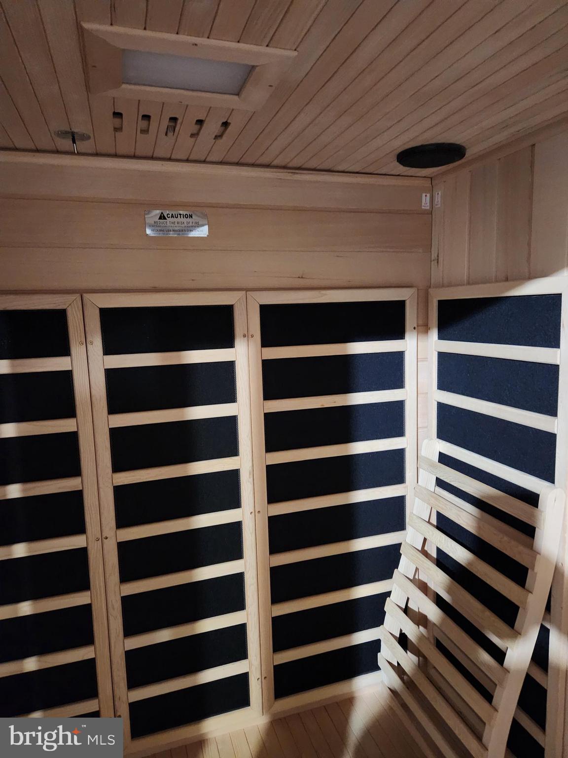 FREEDOM MANOR - Residential