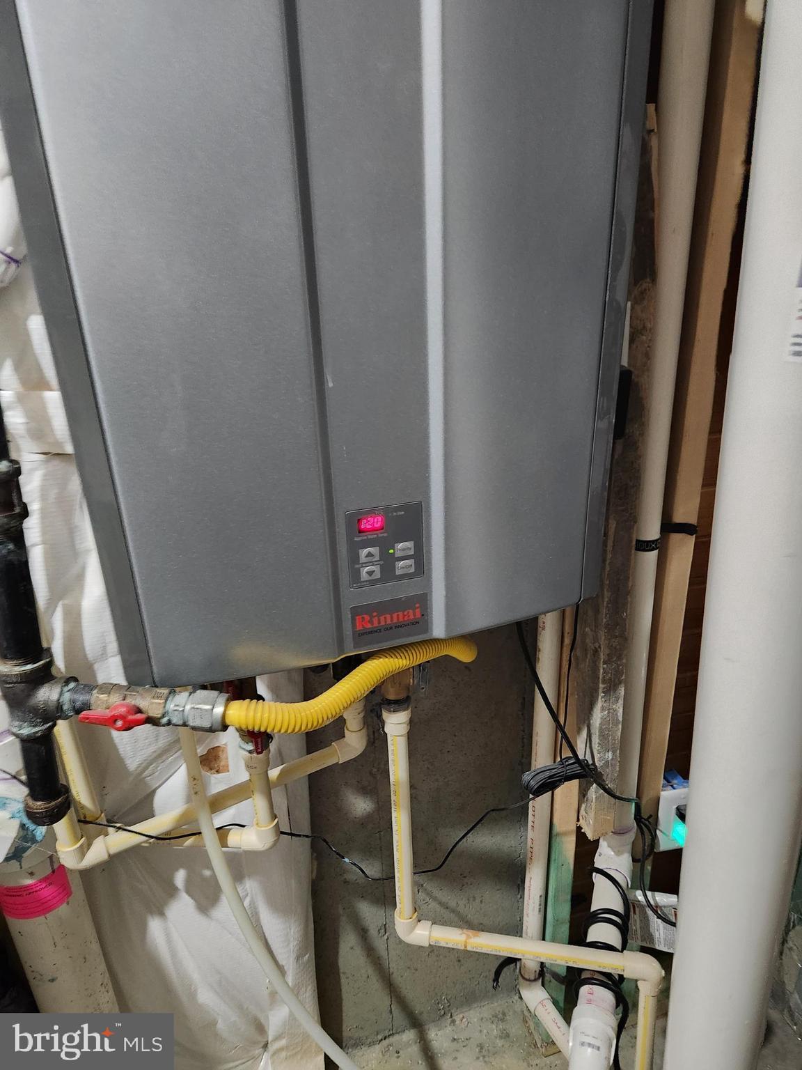 FREEDOM MANOR - Residential