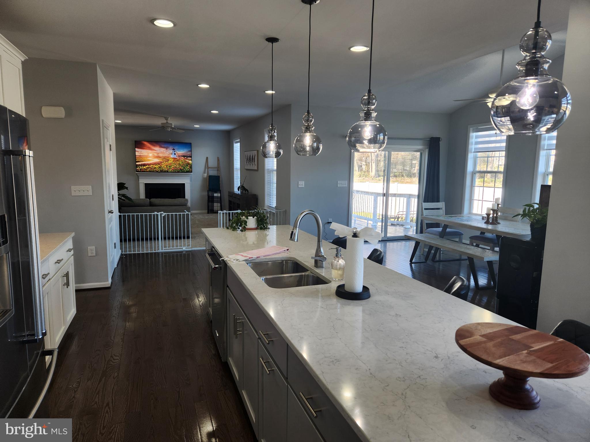 FREEDOM MANOR - Residential