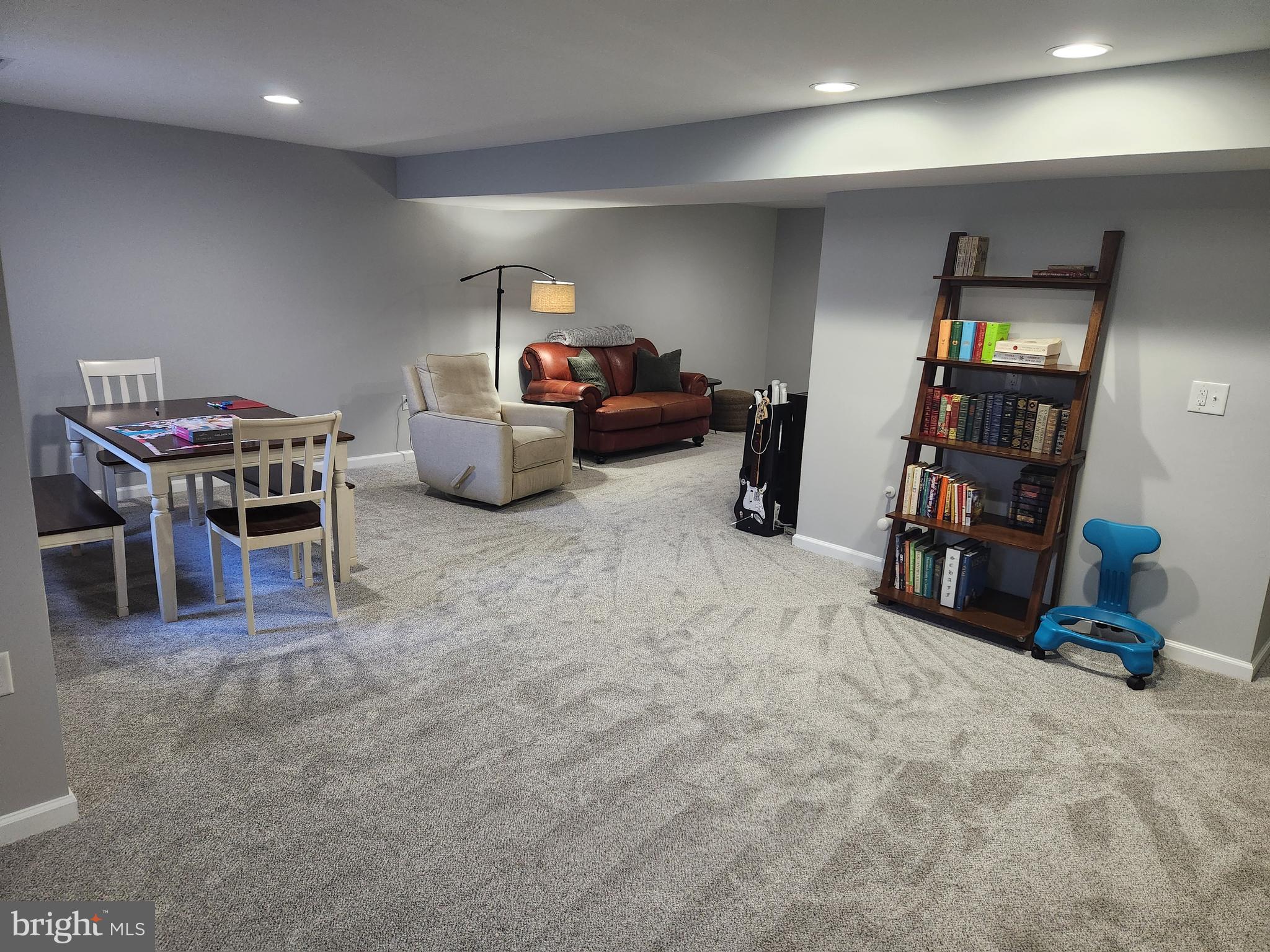 FREEDOM MANOR - Residential