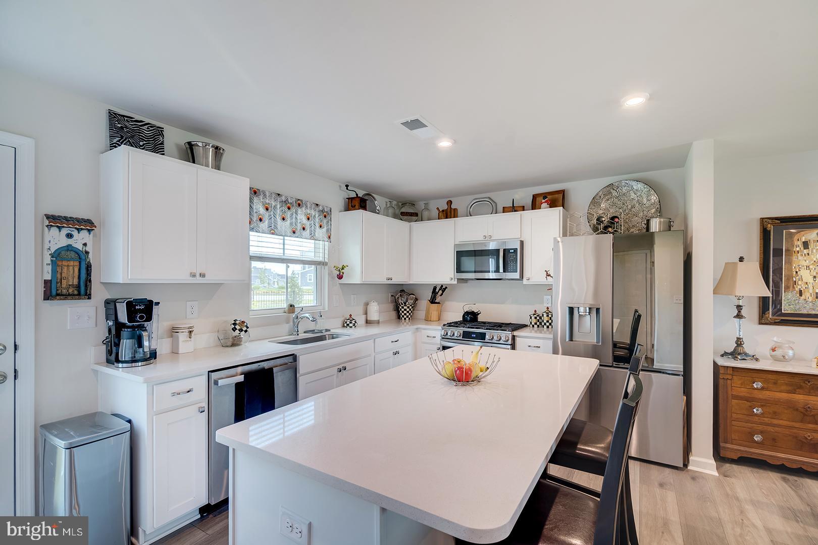 28051 STARFISH COURT