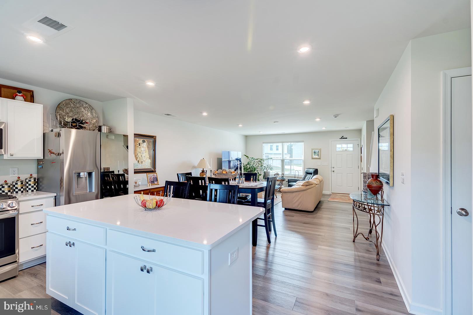 28051 STARFISH COURT