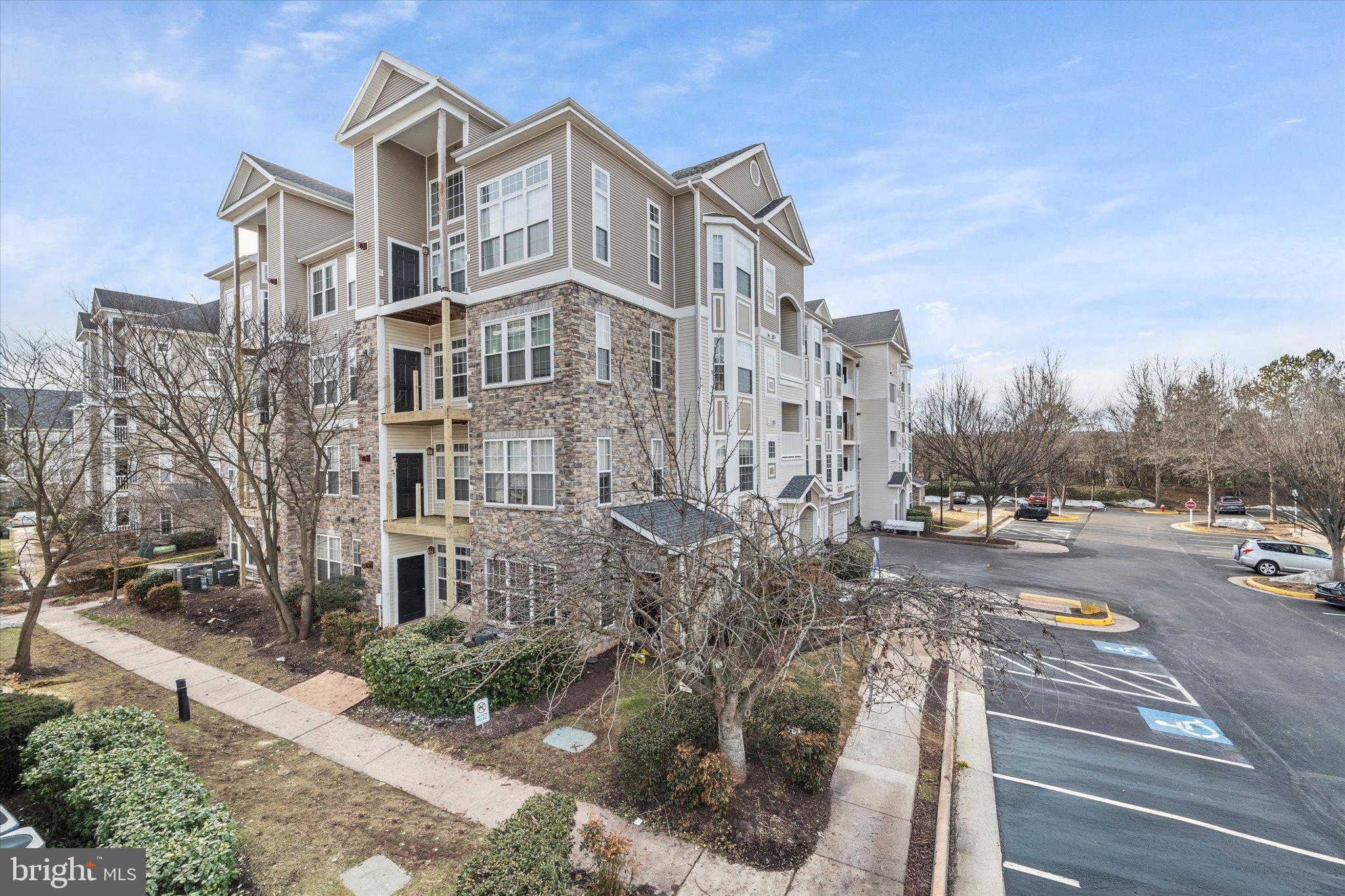 STRATFORD CLUB - Residential