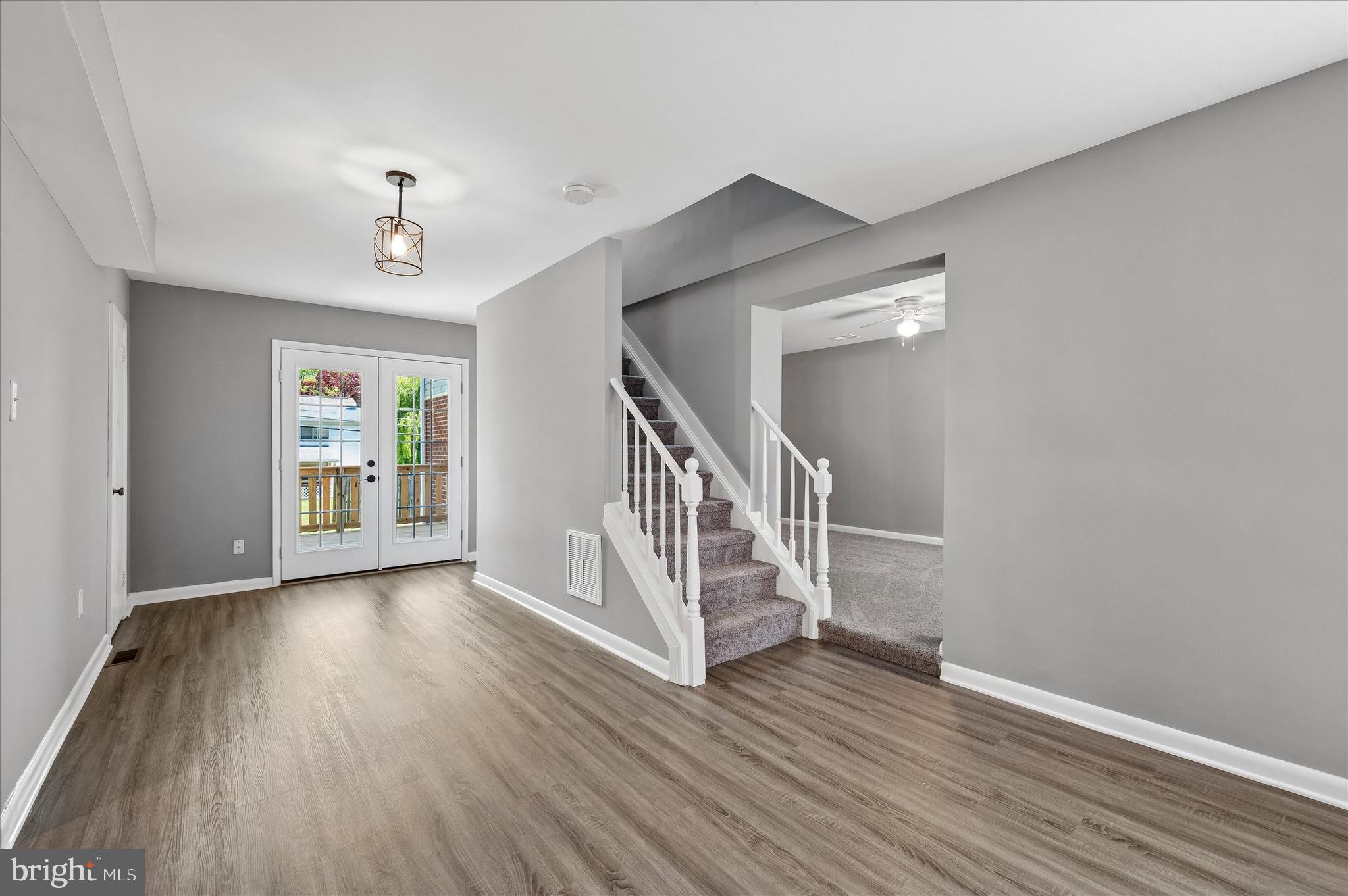 LANGFORD HILLS - Residential