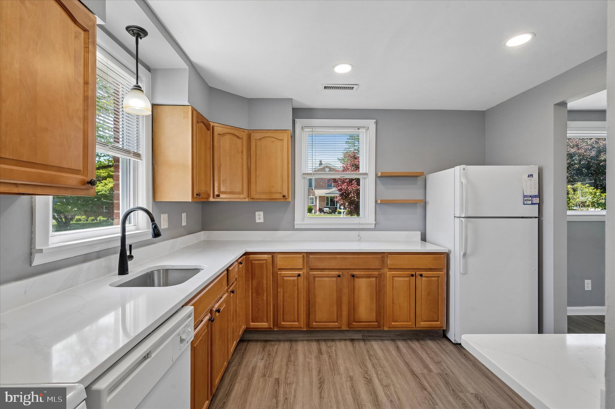 LANGFORD HILLS - Residential