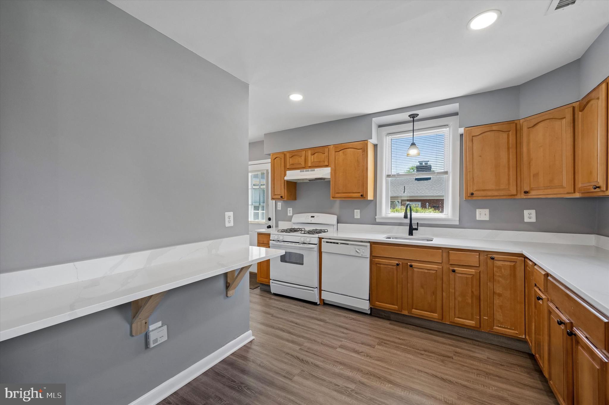 LANGFORD HILLS - Residential
