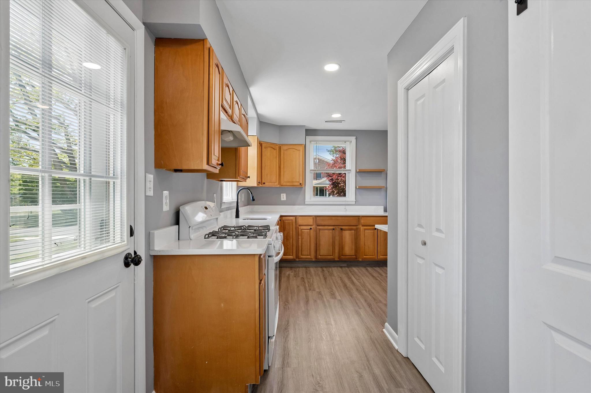 LANGFORD HILLS - Residential