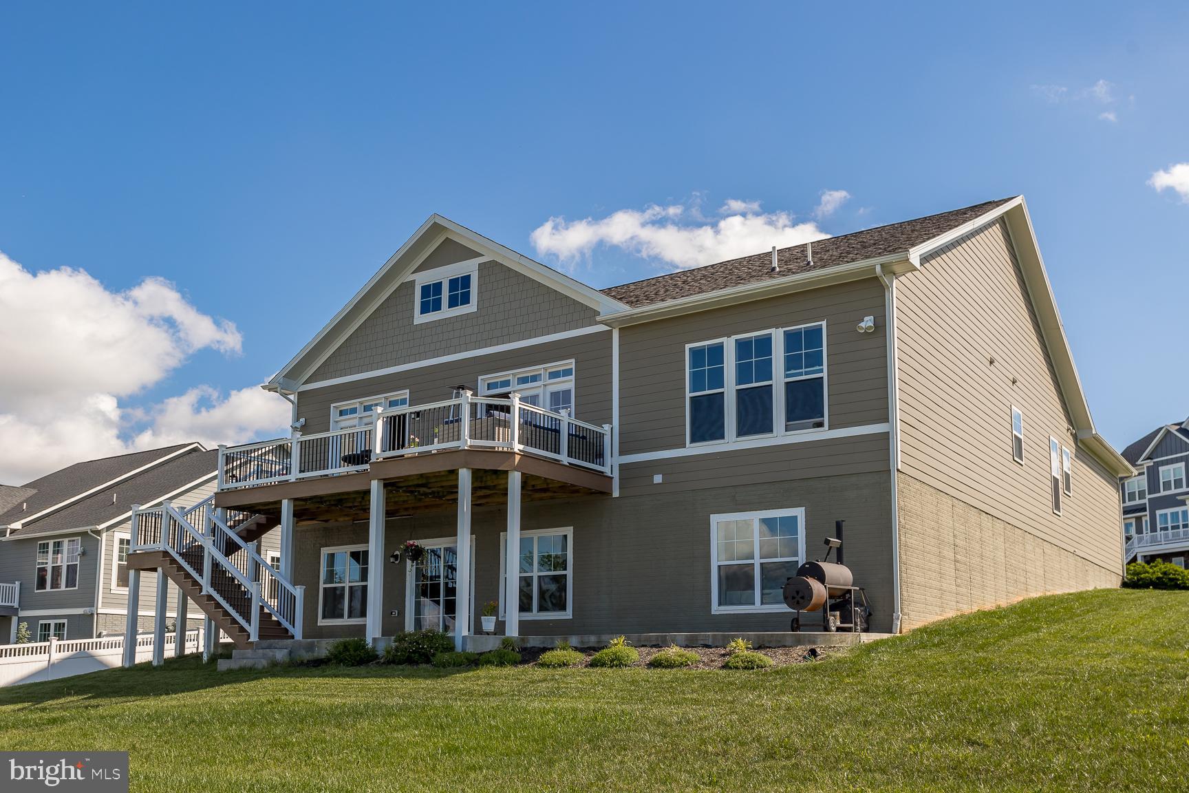 PRESTON LAKE - Residential