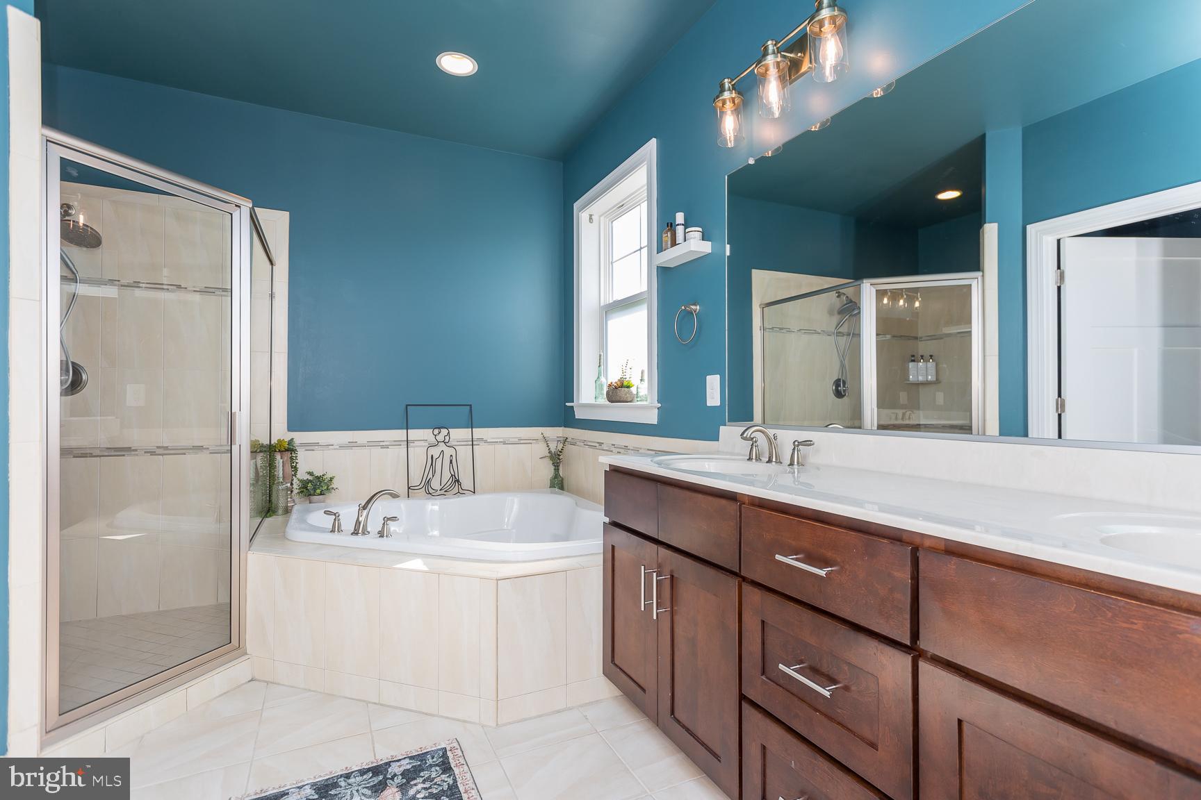 PRESTON LAKE - Residential