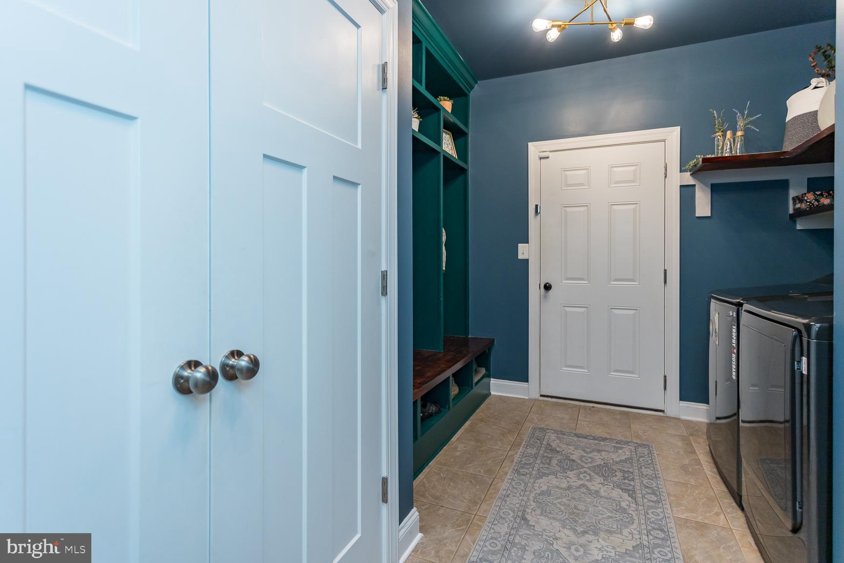 PRESTON LAKE - Residential